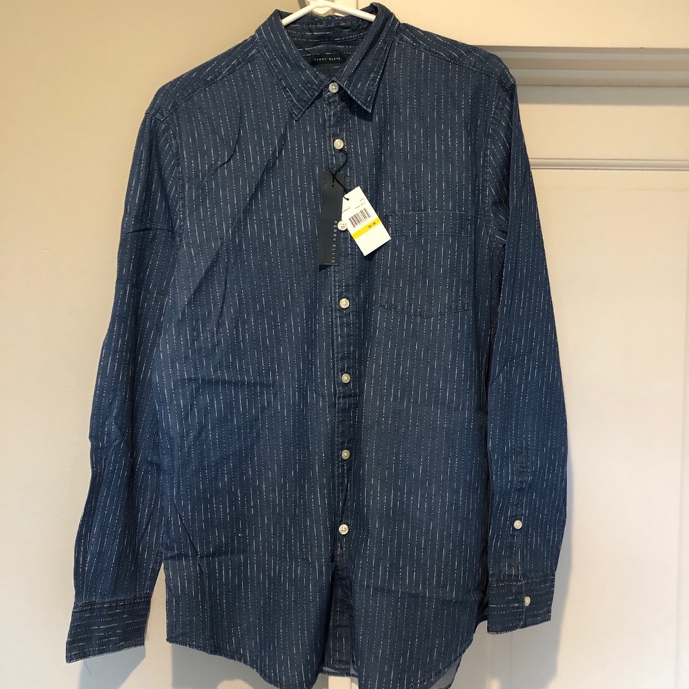 Perry Ellis Men's Blue Dotted Stripes Dress Shirt